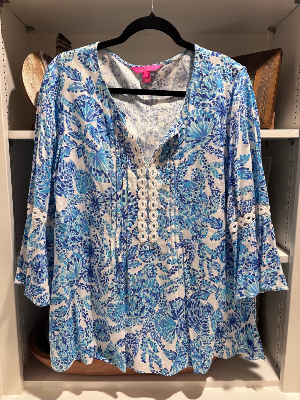 Lilly Pulitzer Blue and White Floral Crochet-Trim Tunic Blouse